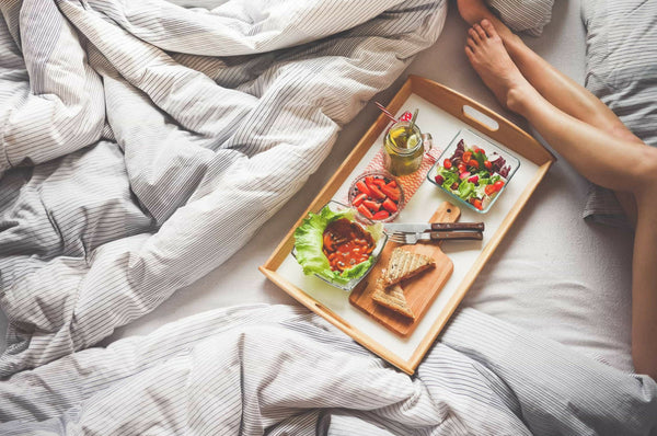 Midnight Feasts: How Food and Drink Impacts Your Sleep